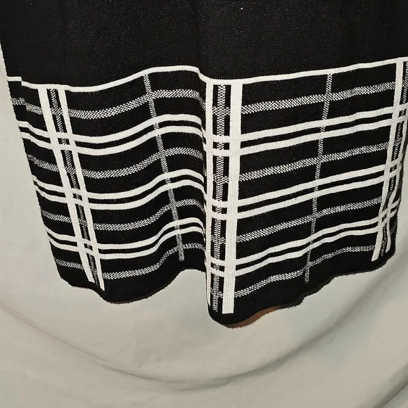 99 Jane Street Sweater Dress - Picture 4 of 10